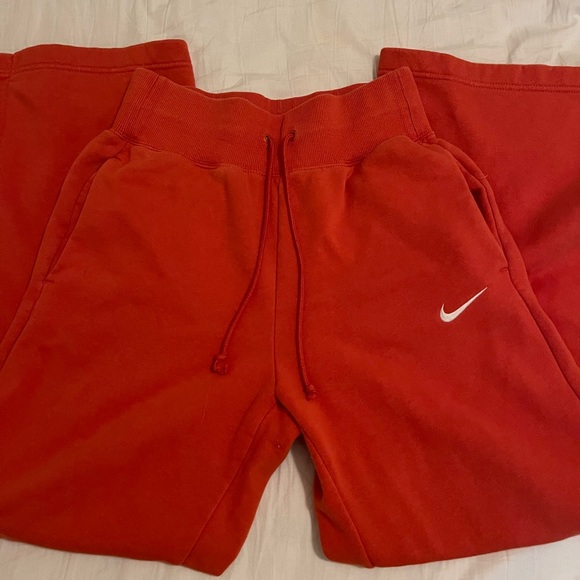Nike Flared Sweatpants - Picture 2 of 2